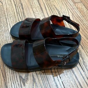 jelly sandals